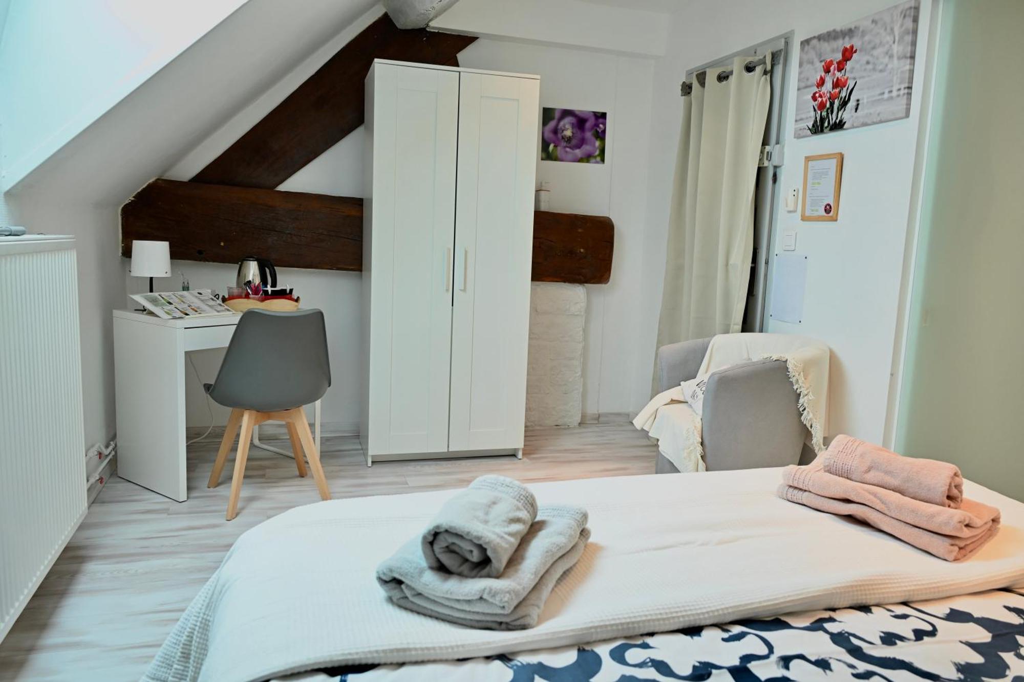 Les Nympheas 52 Bed & Breakfast Orges Eksteriør bilde